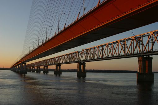 Югорский мост