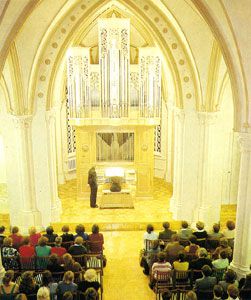 Органный зал иркутской филармонии 