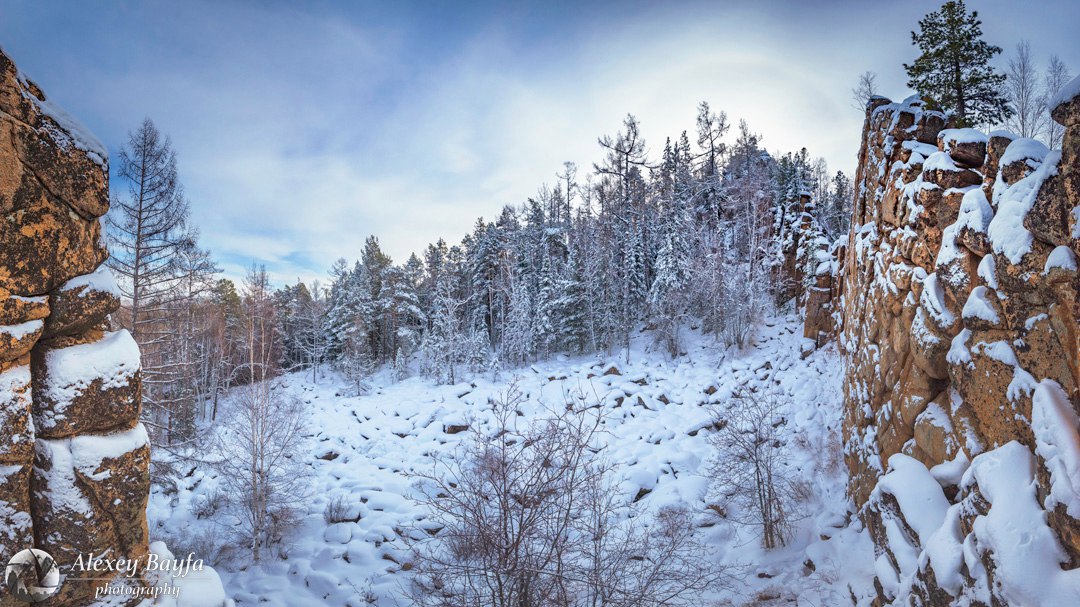 Олхинское плато, скальник Зеркала, Фото
